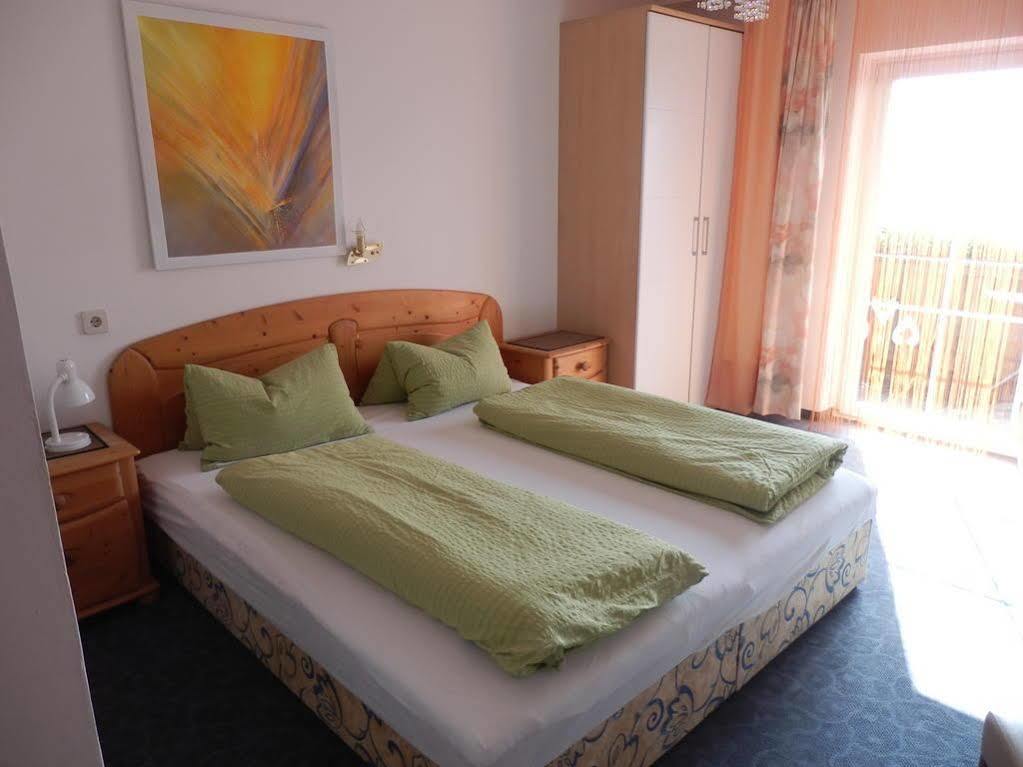 Fruehstueckspension Alpenrose Bed & Breakfast Iselsberg Exteriér fotografie